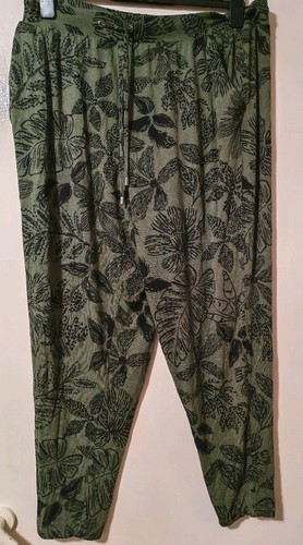 Nutmeg green leaf print - leaf,